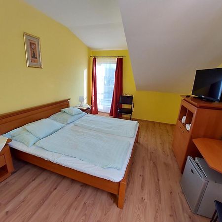 Bed and Breakfast Toscana Etterem Es Panzio Zalacsány Zewnętrze zdjęcie