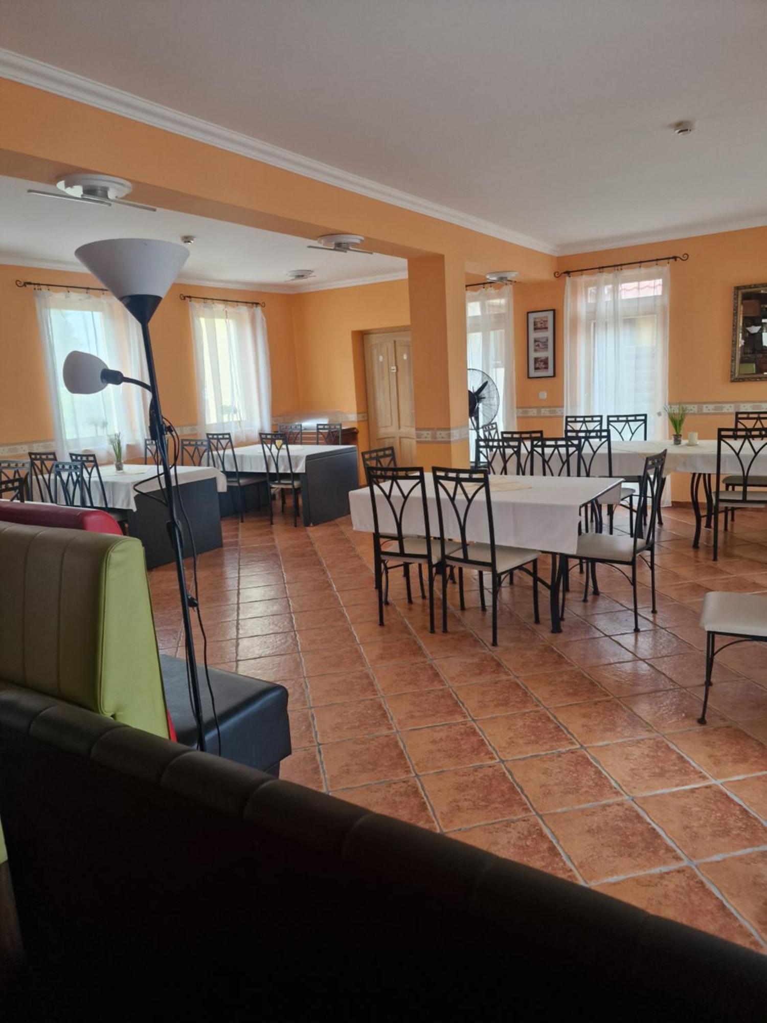 Bed and Breakfast Toscana Etterem Es Panzio Zalacsány Zewnętrze zdjęcie