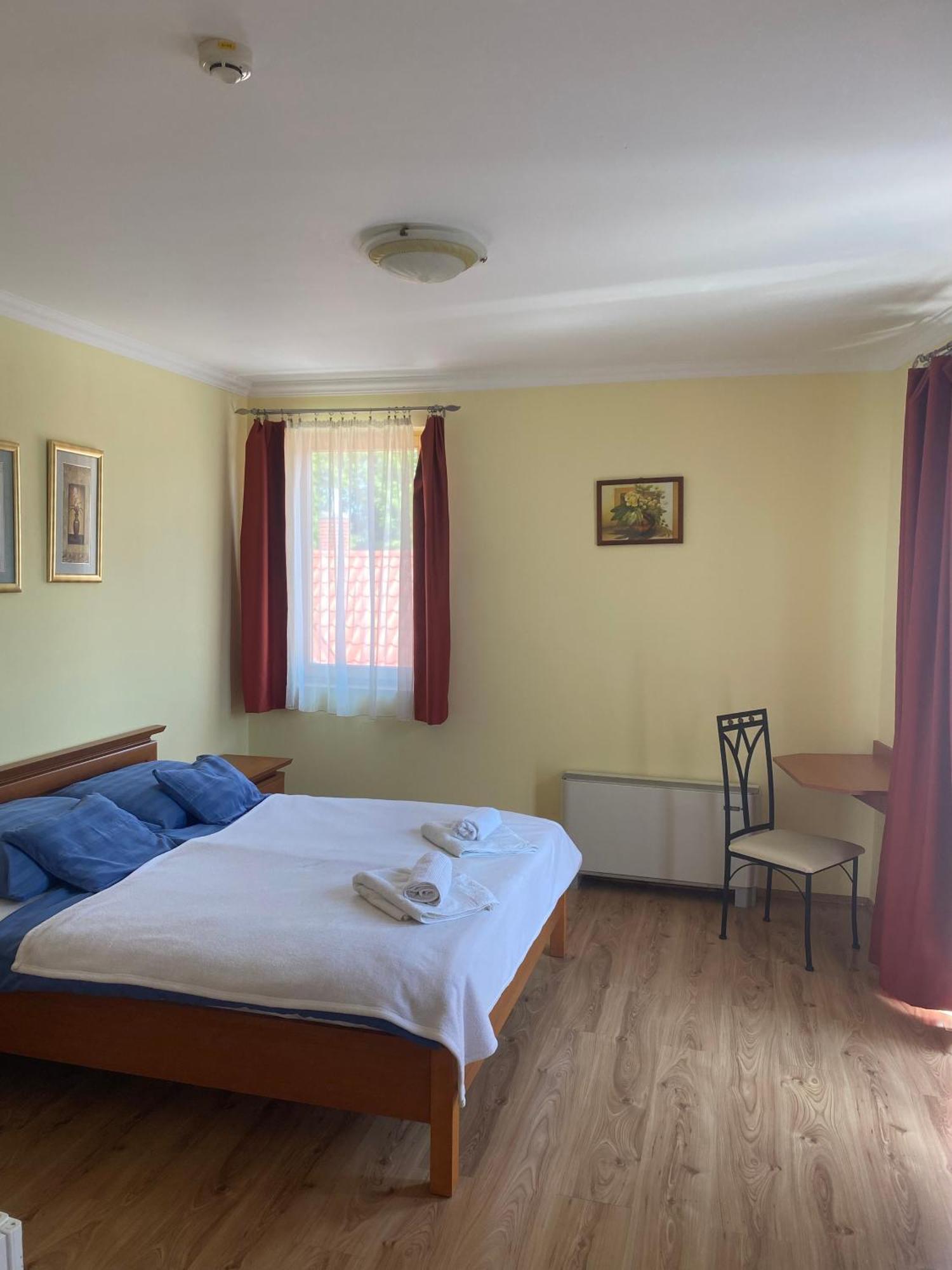 Bed and Breakfast Toscana Etterem Es Panzio Zalacsány Zewnętrze zdjęcie