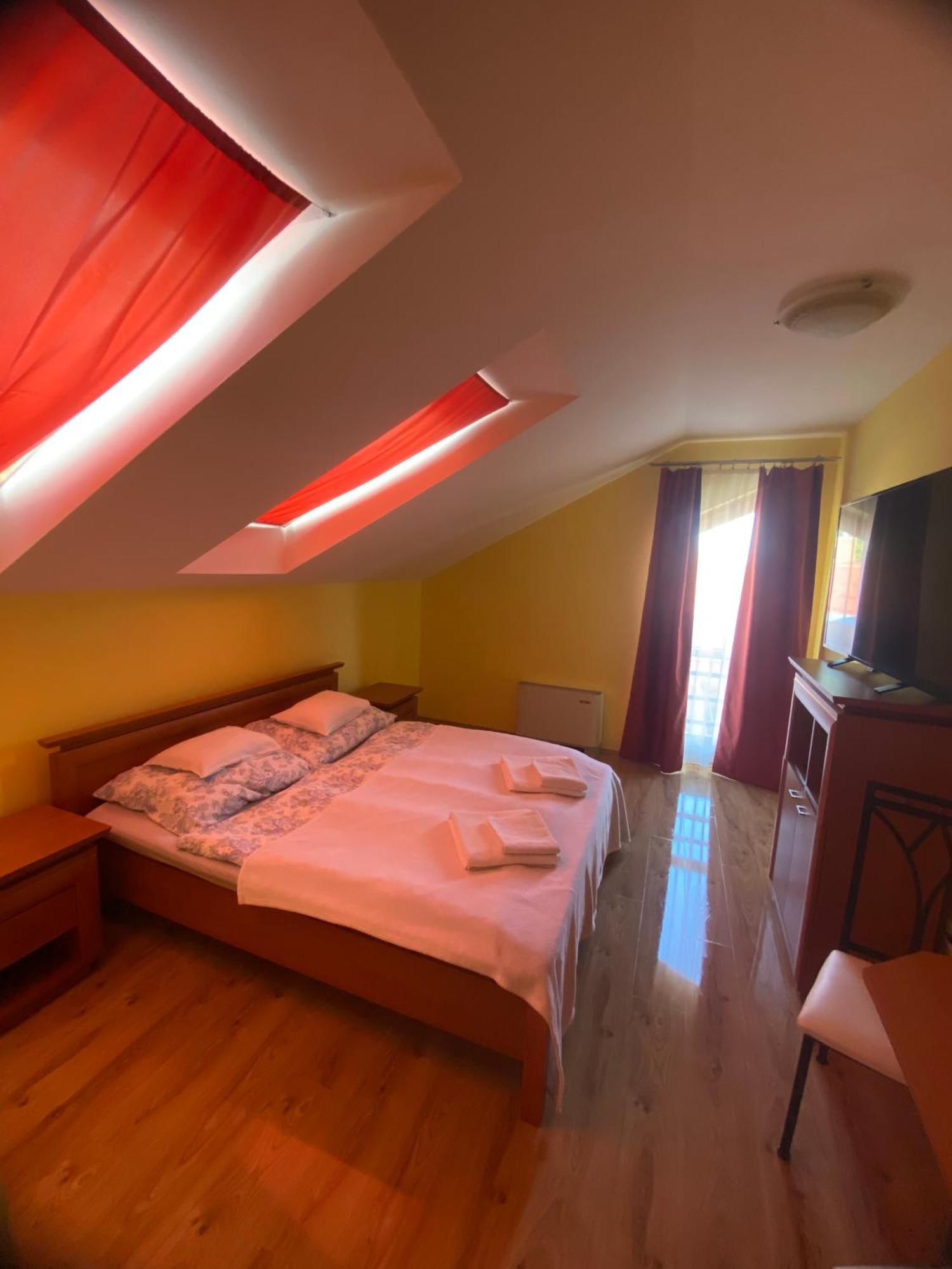 Bed and Breakfast Toscana Etterem Es Panzio Zalacsány Zewnętrze zdjęcie